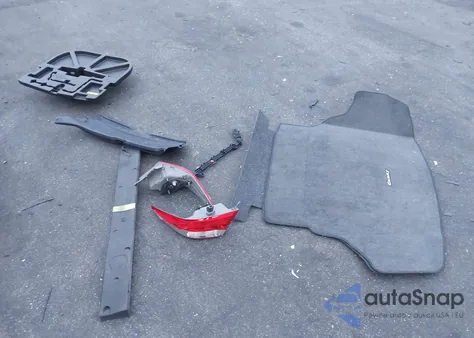 2016 Toyota Camry Le из США, поврежденный, VIN 4T4BF1FK9GR523351